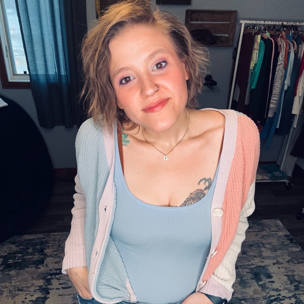 Meet your Posher, Kaila
